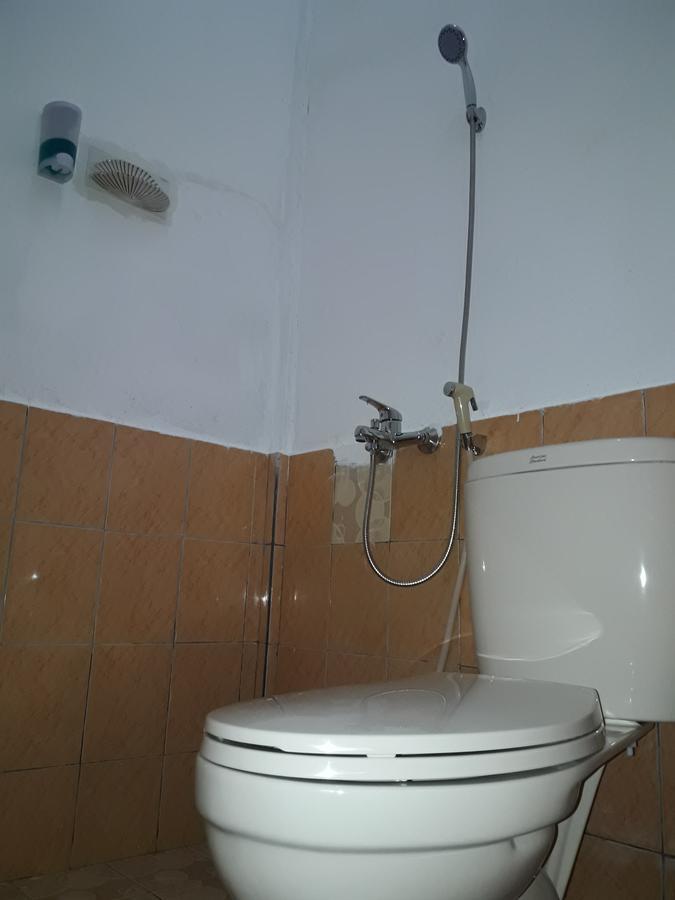 The Teuz B&B Labuan Bajo Eksteriør billede