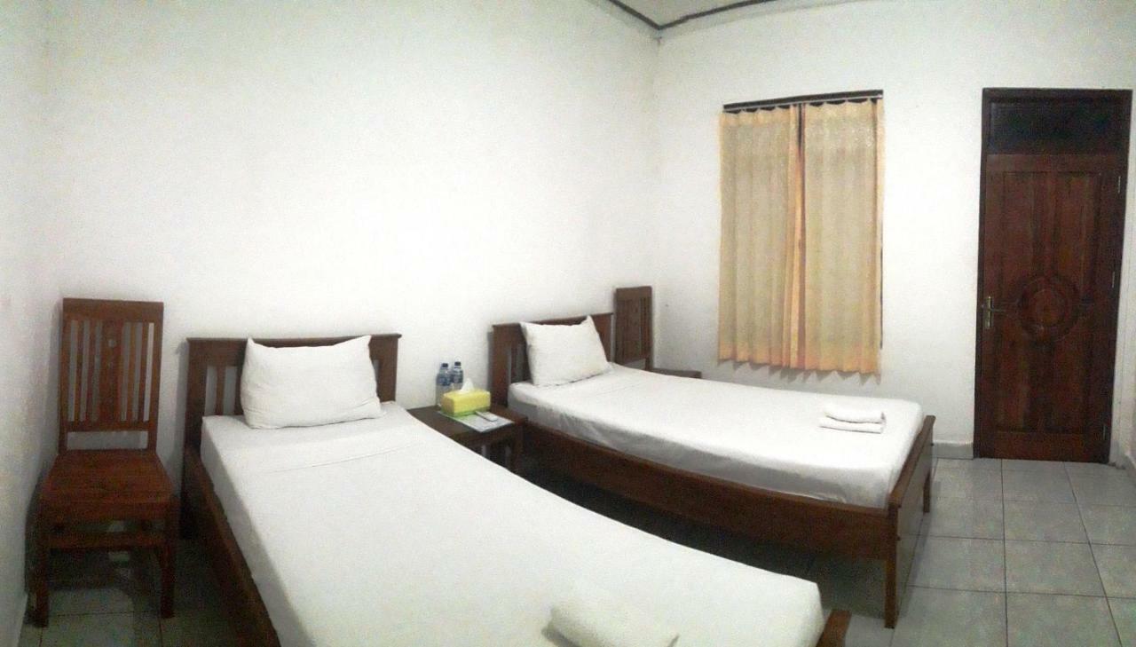 The Teuz B&B Labuan Bajo Eksteriør billede