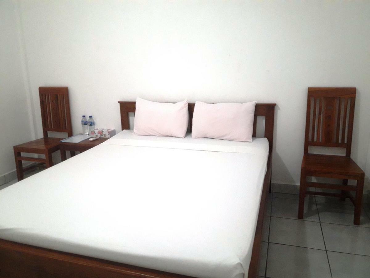 The Teuz B&B Labuan Bajo Eksteriør billede
